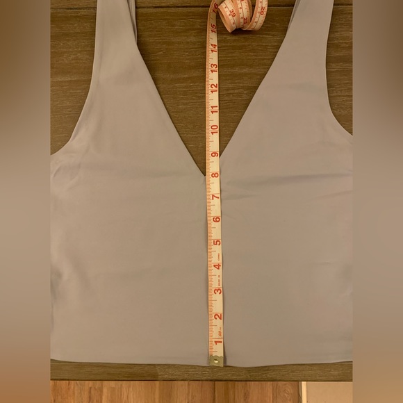 Babaton Contour V-neck Tank - Picture 5 of 8